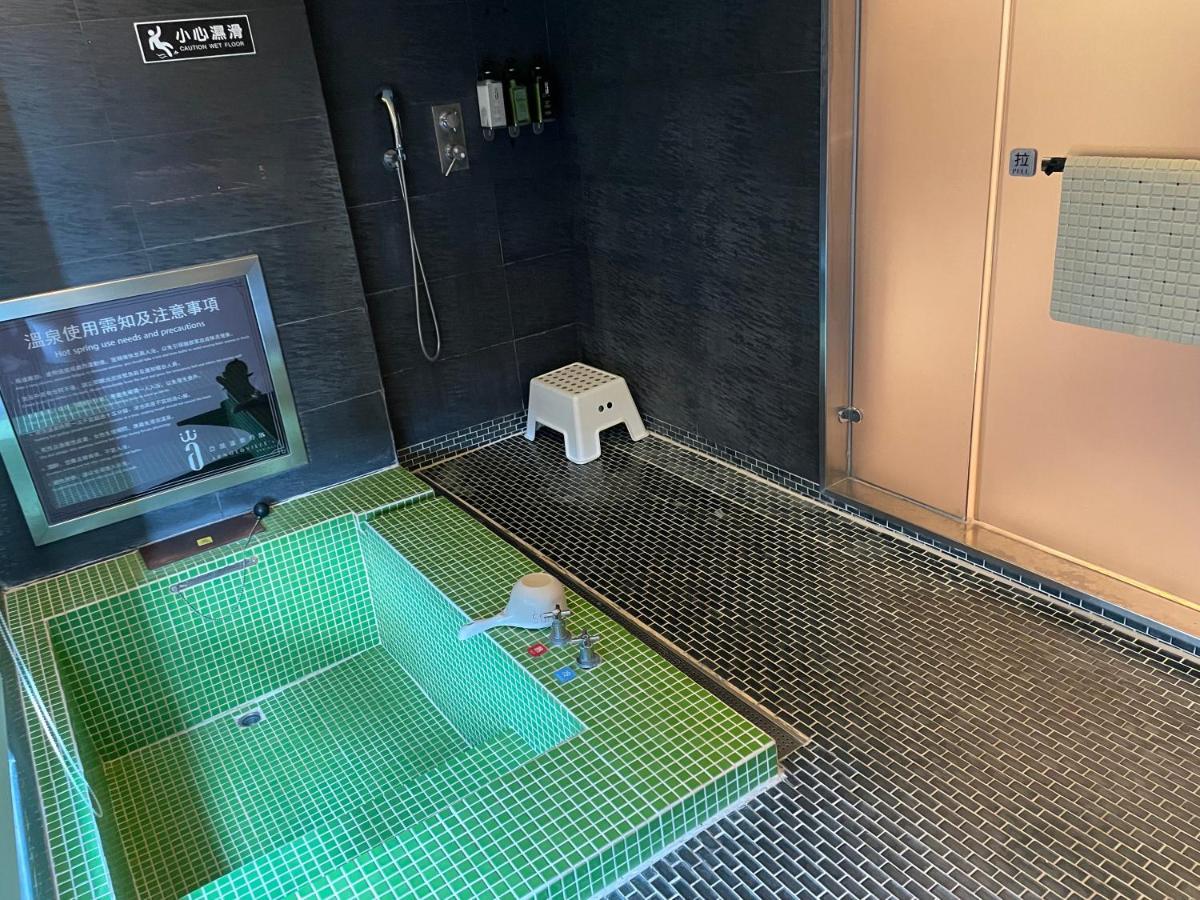 Ya Nold Hot Spring Hotel Jiaoxi Exteriör bild