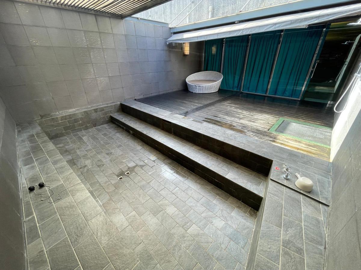 Ya Nold Hot Spring Hotel Jiaoxi Exteriör bild