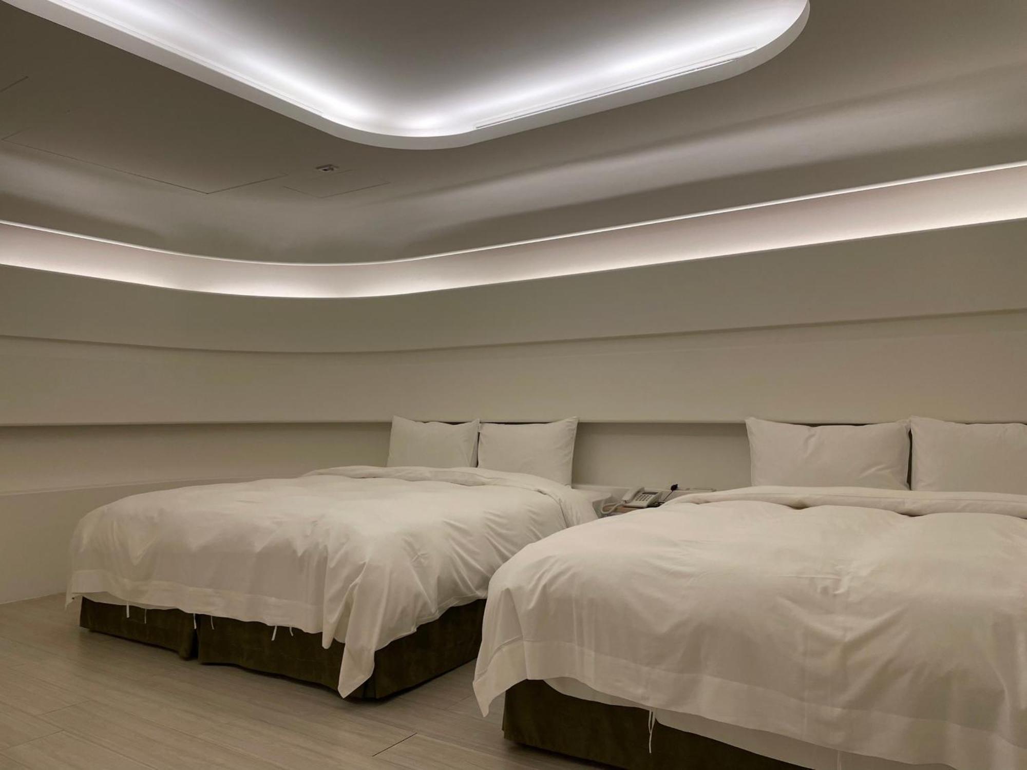 Ya Nold Hot Spring Hotel Jiaoxi Exteriör bild